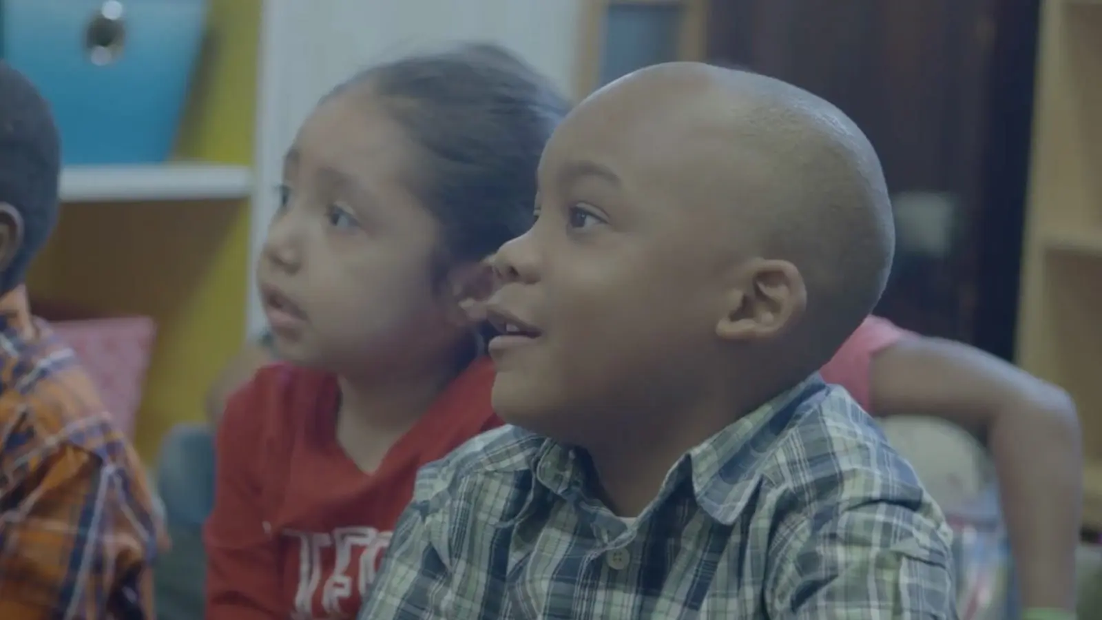 Children engage in a classroom activity at a United Way of Greater Cincinnati partner site focused on early childhood education.