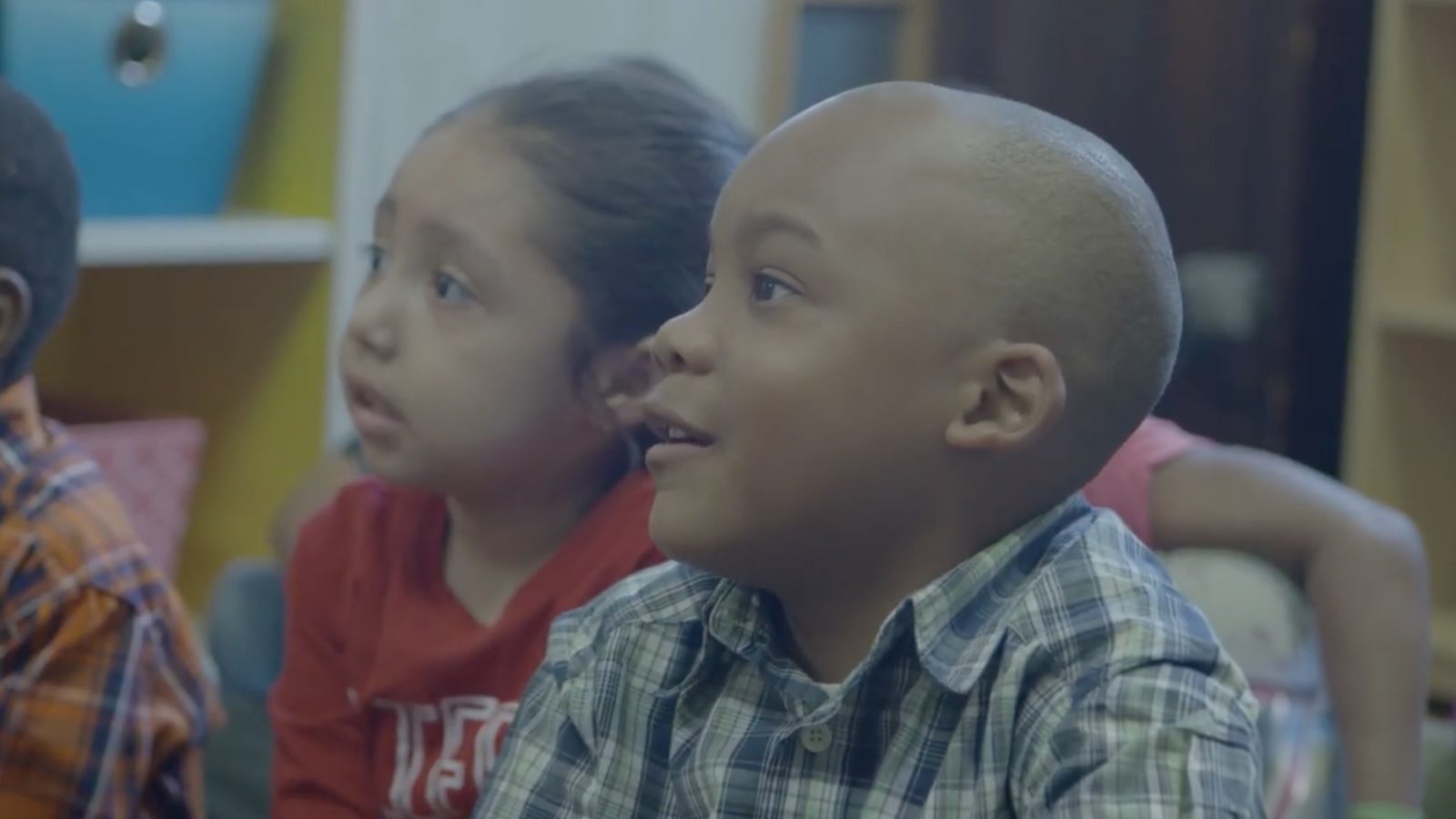 Children engage in a classroom activity at a United Way of Greater Cincinnati partner site focused on early childhood education.